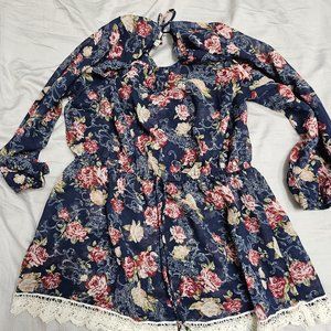 American Rag floral lace top